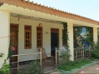 Arugambay Tourist Hotel Meenas 