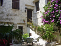 Palace Derossi