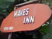 Waves Inn 