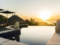 Sunrise Huts Lembongan
