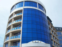 Crystal Deluxe Hotel
