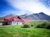 Hafnarfjall Hotel