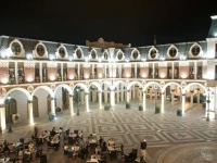 Piazza Four Colours 4*