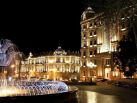 Holiday Inn Baku 4*