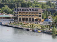 River Side Hotel