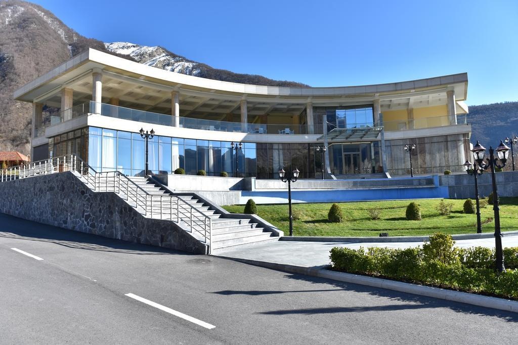 Sheki Park 3*