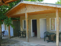 Bungalows Eros (Р‘СѓРЅРіР°Р»Рѕ Р­СЂРѕСЃ)