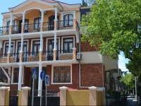 Talihouse Guest House
