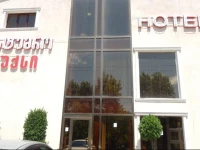 B&amp;B Europa Hotel 3*
