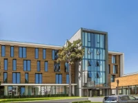 Iveria Inn Hotel 4*