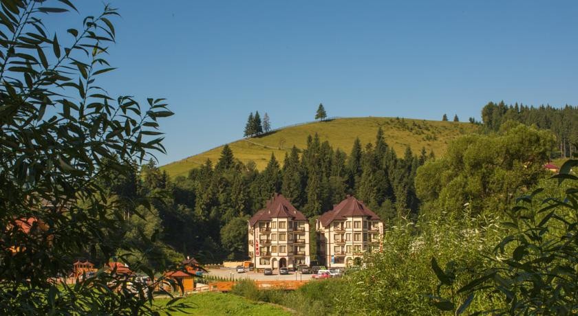 Villa Leku 3*