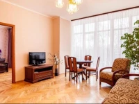 Zhovtneviy Hotel / Отель Жовтневый 3*