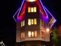Villa Parliament Yablunytsya / Вилла Парламент 3*