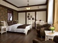 De Gaulle Boutique Hotel 4*