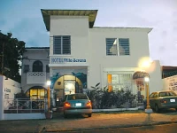 Villa Serena Flor Blanca 3*
