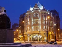 Atlas Deluxe Hotel 4*