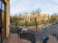 10 Rooms / 10 номерів 4*