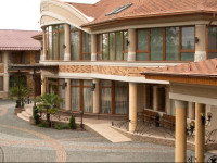 Charda Hotel