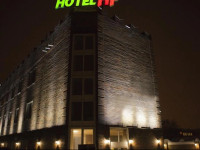 Happy Family Hotel