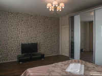 Myhomehotel on Ovrazhnaya 11