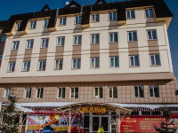 Snezhny Hotel