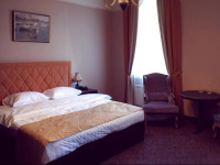 Hyde Park Hotel