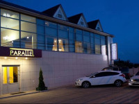 Parallel Hotel