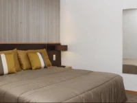 Ritz Capital 2*