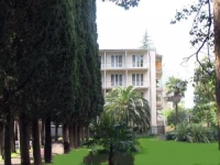 Primorsky Hotel Gagra / Приморский  3*
