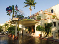 Radisson Fort George Hotel & Marina