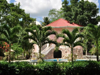 Banana Bank Lodge & Jungle Horseback Adventures