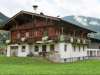Blick Zum Mayrhofen 