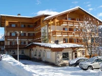 Crescenzia 3*