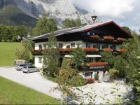 Pension Zirbenhof 3*