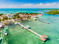 Caye Reef Condos 4*
