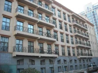 Warwick International Apartments 3*