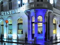 Central Hotel 3*