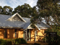 Lone Pine Cottage