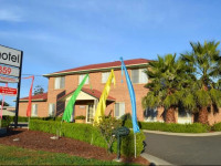 Motel 359