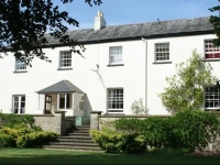 Buckley Farmhouse 4*