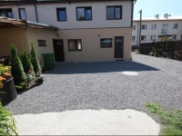 4-Room Family Apartment 