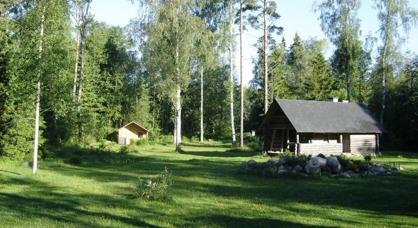 Haaviku Holiday Home 