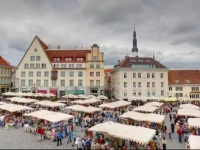 Solar Apartments - Town Hall Square 