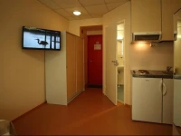 Academus Hostel 