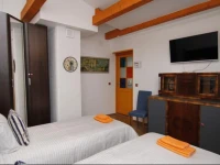Sunnyhouse Apartments 