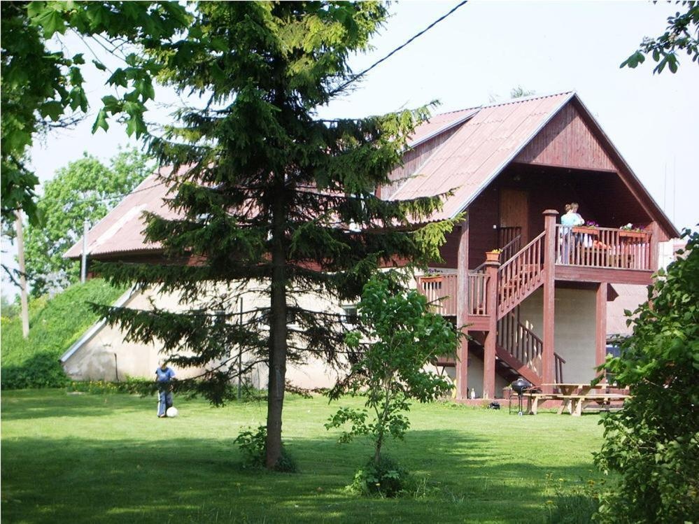 Vanasauna Guesthouse 