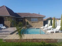 Ebenezer Guesthouse Bluewater Bay 