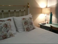Adagio Guest Room 