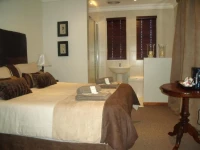 Encore Guest House 