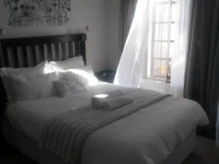 Hiflyerz Guest House 